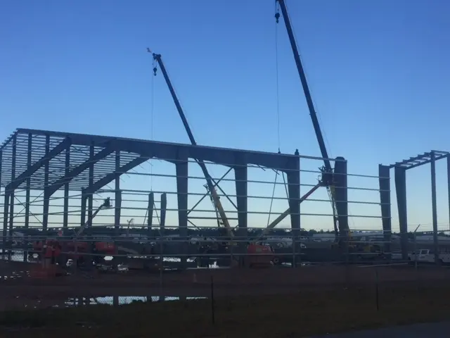 Large-Span Airplane Hangar photo 13
