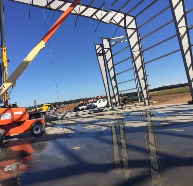 Large-Span Airplane Hangar photo 17