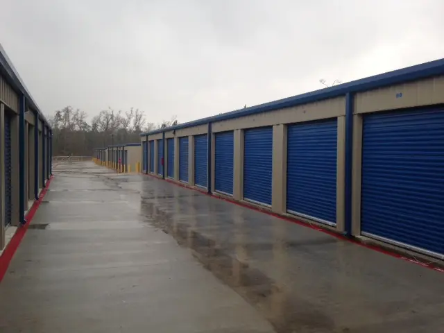 My Storage Locker – Conroe Self-Storage Facility photo 12